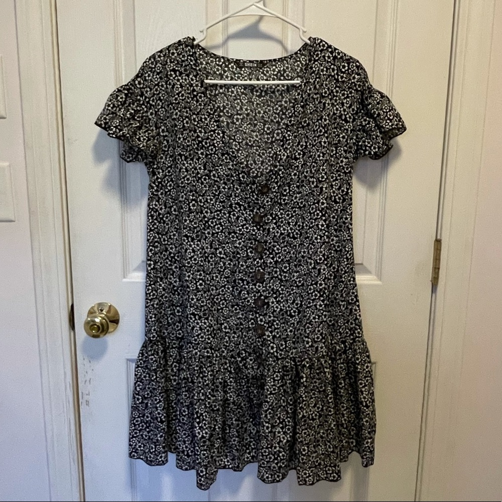 Black and White Floral Print Dress
